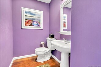 482 Mica Ct in Shelton, CT - Building Photo - Building Photo