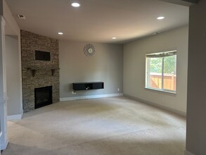 3715 200th Pl SE in Bothell, WA - Building Photo - Building Photo