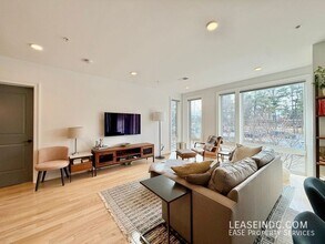 4335 Harrison St NW in Washington, DC - Building Photo - Building Photo