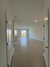 2622 Armstrong Ave in Clermont, FL - Foto de edificio - Building Photo