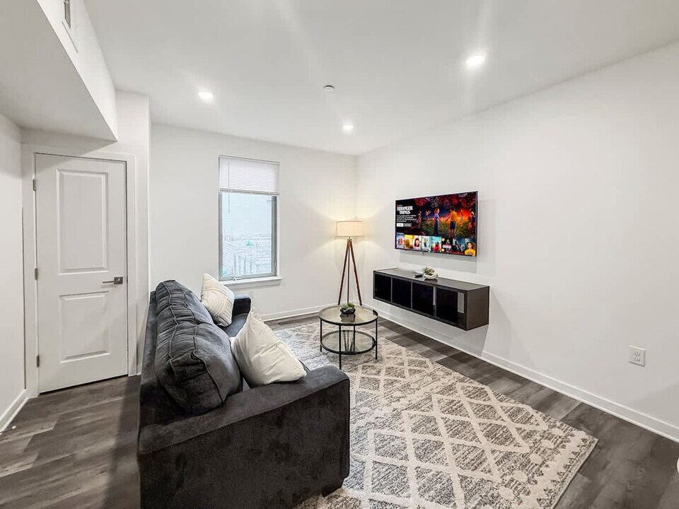 1427 Germantown Ave in Philadelphia, PA - Building Photo