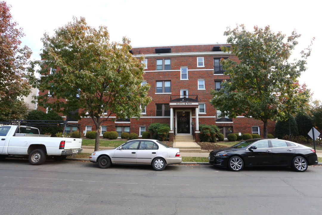 2201 2nd St NW in Washington, DC - Building Photo