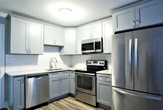 3030 Prairie St in Franklin Park, IL - Building Photo - Building Photo