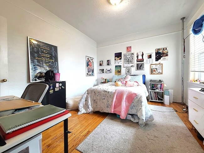 1691 Commonwealth Ave in Boston, MA - Building Photo - Building Photo