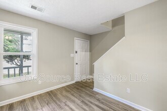 2963 Lakemont Dr SW in Marietta, GA - Building Photo - Building Photo
