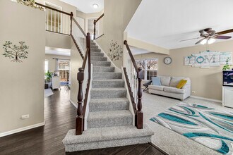 1384 Roxbury Dr in Aurora, IL - Building Photo - Building Photo