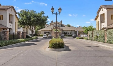 1360 Shady Ln in Turlock, CA - Building Photo - Building Photo