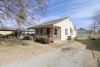 1433 N Winston Ave in Tulsa, OK - Building Photo - Building Photo