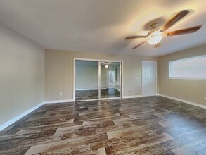 1224 N Saturn Ave in Clearwater, FL - Building Photo - Building Photo