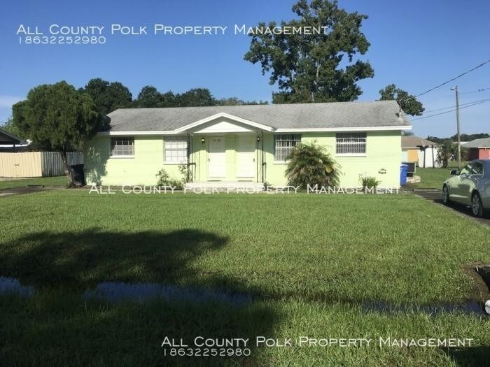 1133 S 70th St in Tampa, FL - Building Photo