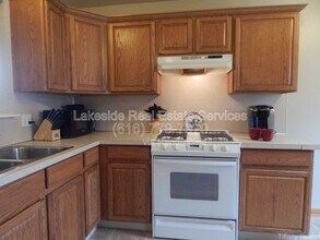 711 Logan St SE in Grand Rapids, MI - Building Photo - Building Photo