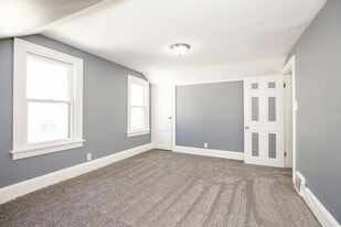 1555 E 193rd St in Euclid, OH - Building Photo