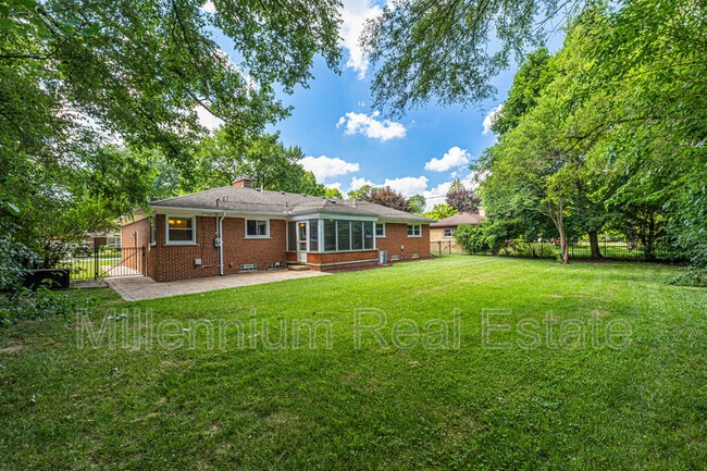 property at 31671 Nixon St