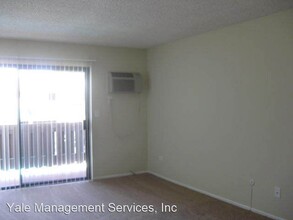 17900 Sherman Way in Los Angeles, CA - Building Photo - Building Photo