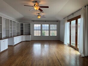 15714 Mill Point Dr in Houston, TX - Building Photo - Building Photo