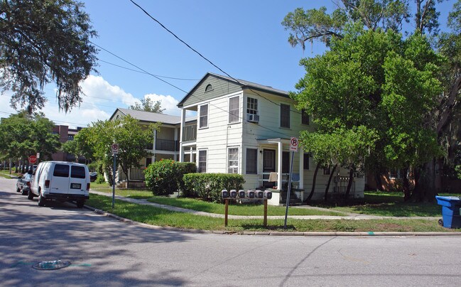 1143 Grove St in Clearwater, FL - Foto de edificio - Building Photo