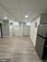 322 S 11th St, Unit B in Philadelphia, PA - Building Photo - Building Photo