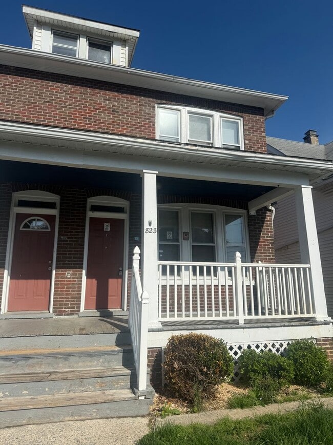 property at 823 Pine St
