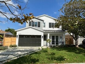 10525 Blythe Ave, Unit 10525 Blythe in Los Angeles, CA - Building Photo