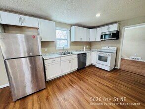 5626 6th St NE in Fridley, MN - Building Photo - Building Photo