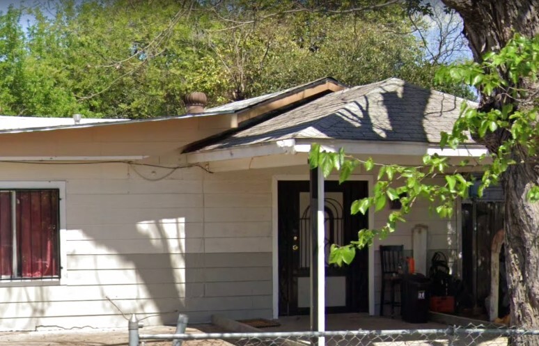 1711 Ceralvo St in San Antonio, TX - Building Photo