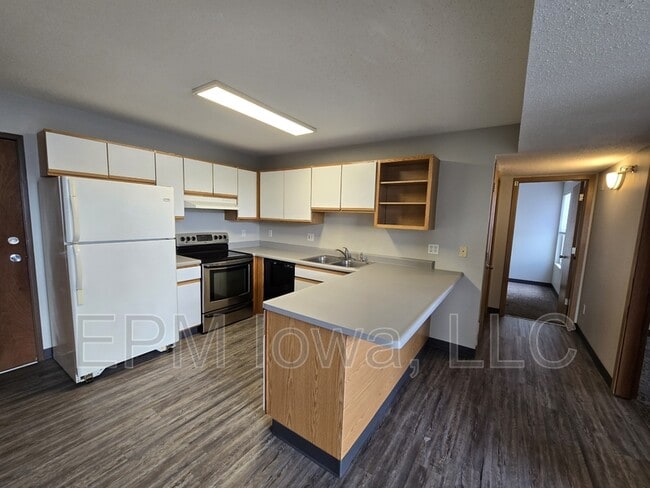 property at 60 Miller Ave SW