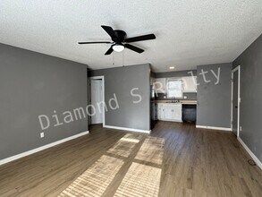1505 W Rainey St in Ozark, MO - Building Photo - Building Photo