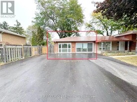 741 Proctor Rd in Burlington, ON - Building Photo