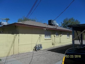 The Daphne in Phoenix, AZ - Building Photo - Building Photo