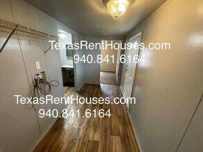 1621 Conkling Dr in Wichita Falls, TX - Foto de edificio - Building Photo