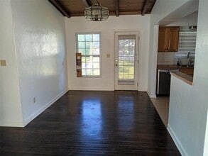 10611 Dixon Dr in Seminole, FL - Building Photo - Building Photo