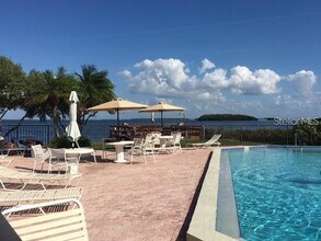 1515 Bay Dr S in Tierra Verde, FL - Building Photo - Building Photo