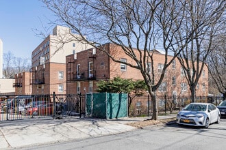 Riverdale Commons Litigated in Riverdale, NY - Building Photo - Building Photo