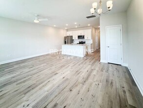 1012 Wildflower Dr in Wilmington, NC - Building Photo - Building Photo