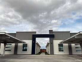 14 Ventura Ave in McAllen, TX - Building Photo