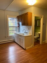 110 Willard St, Unit #2L in Berlin, NH - Building Photo - Building Photo