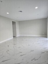 4464 S Lake Orlando Pkwy in Orlando, FL - Building Photo - Building Photo