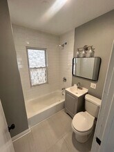 1620 N Laramie Ave in Chicago, IL - Foto de edificio - Building Photo