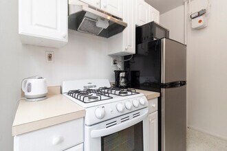 306-318 East 96th Street-SI ID1032044P, Unit SI ID1032044P in New York, NY - Foto de edificio - Building Photo