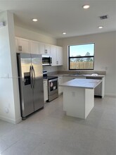13226 SW 287th Ter in Homestead, FL - Foto de edificio - Building Photo