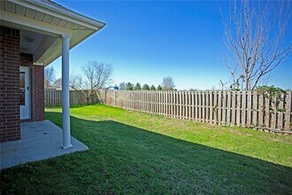 3004 SW Camden Dr in Bentonville, AR - Building Photo - Building Photo