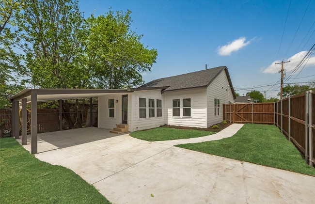 3503 Cornelia St in Greenville, TX - Building Photo - Building Photo