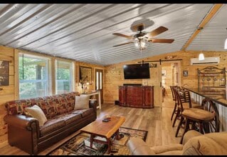 4253 Cub Dr in Louisville, TN - Building Photo - Building Photo