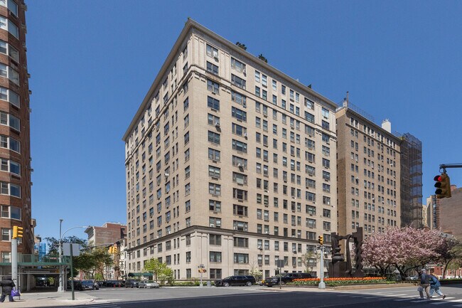 1160 Park Ave in New York, NY - Foto de edificio - Building Photo
