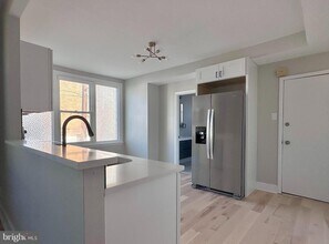 1501 S 12th St in Philadelphia, PA - Building Photo - Building Photo