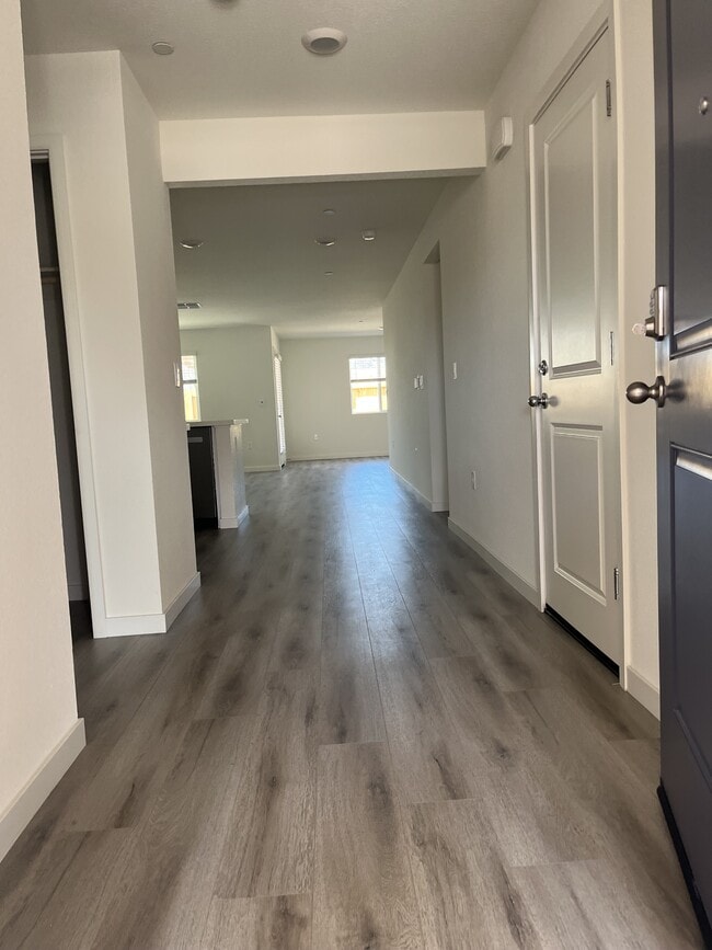 2187 Orlin Dr in Yuba City, CA - Building Photo - Building Photo