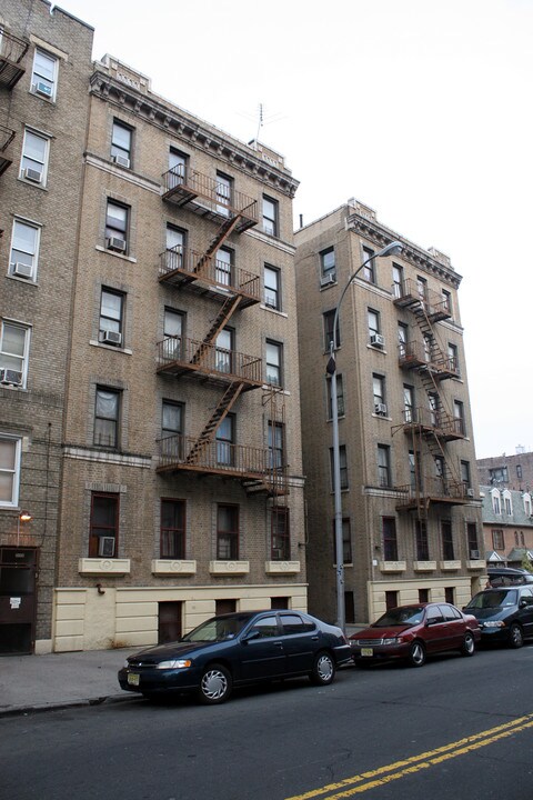 2343 Valentine Ave in Bronx, NY - Building Photo