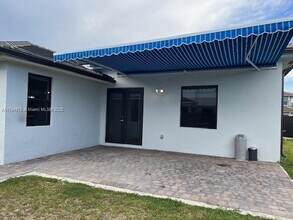 14622 SW 22nd St in Miami, FL - Building Photo - Building Photo