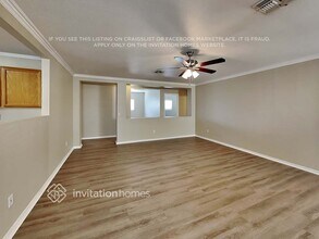 11610 W Charter Oak Rd in El Mirage, AZ - Building Photo - Building Photo