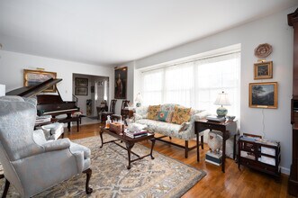 2409 Sweetbriar Rd in Wilmington, DE - Foto de edificio - Building Photo